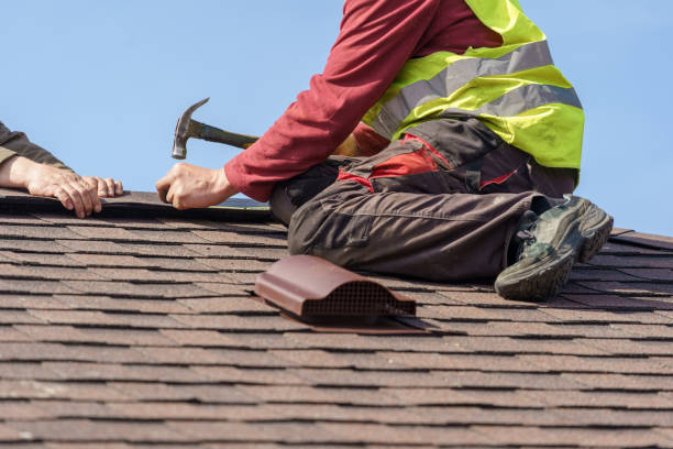 Best Roof Gutter Cleaning  in Banning, CA